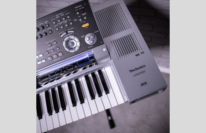 Used Technics SX-KN7000 Keyboard Trade Price Bargain - Image 8